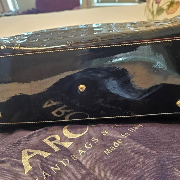 Arcadia Italian Black Patent Leather Satchel - Authentic - Picture 4 of 6